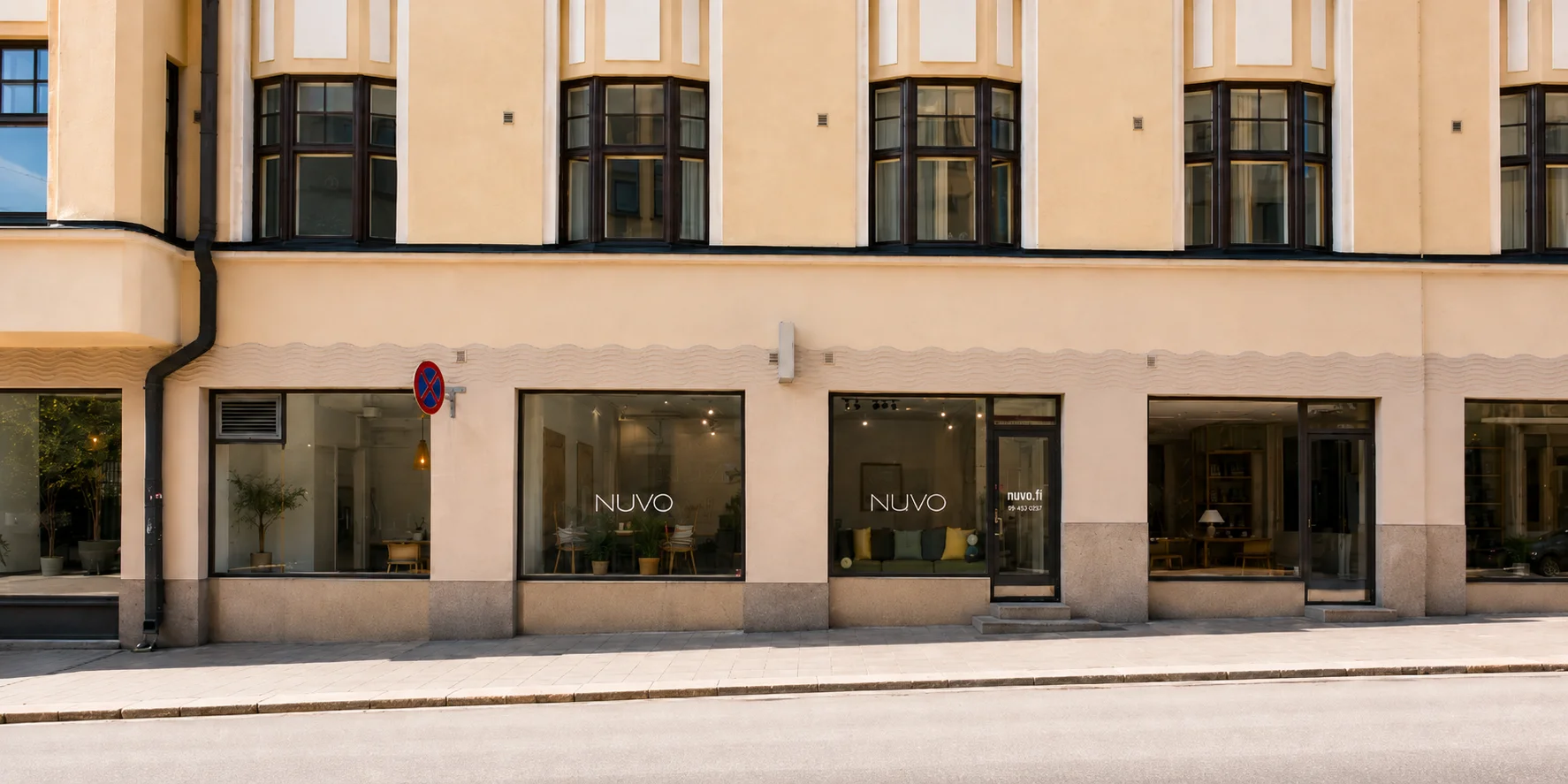 Nuvo-kampaamon julkisivu Annankatu 20:ssa Helsingissä